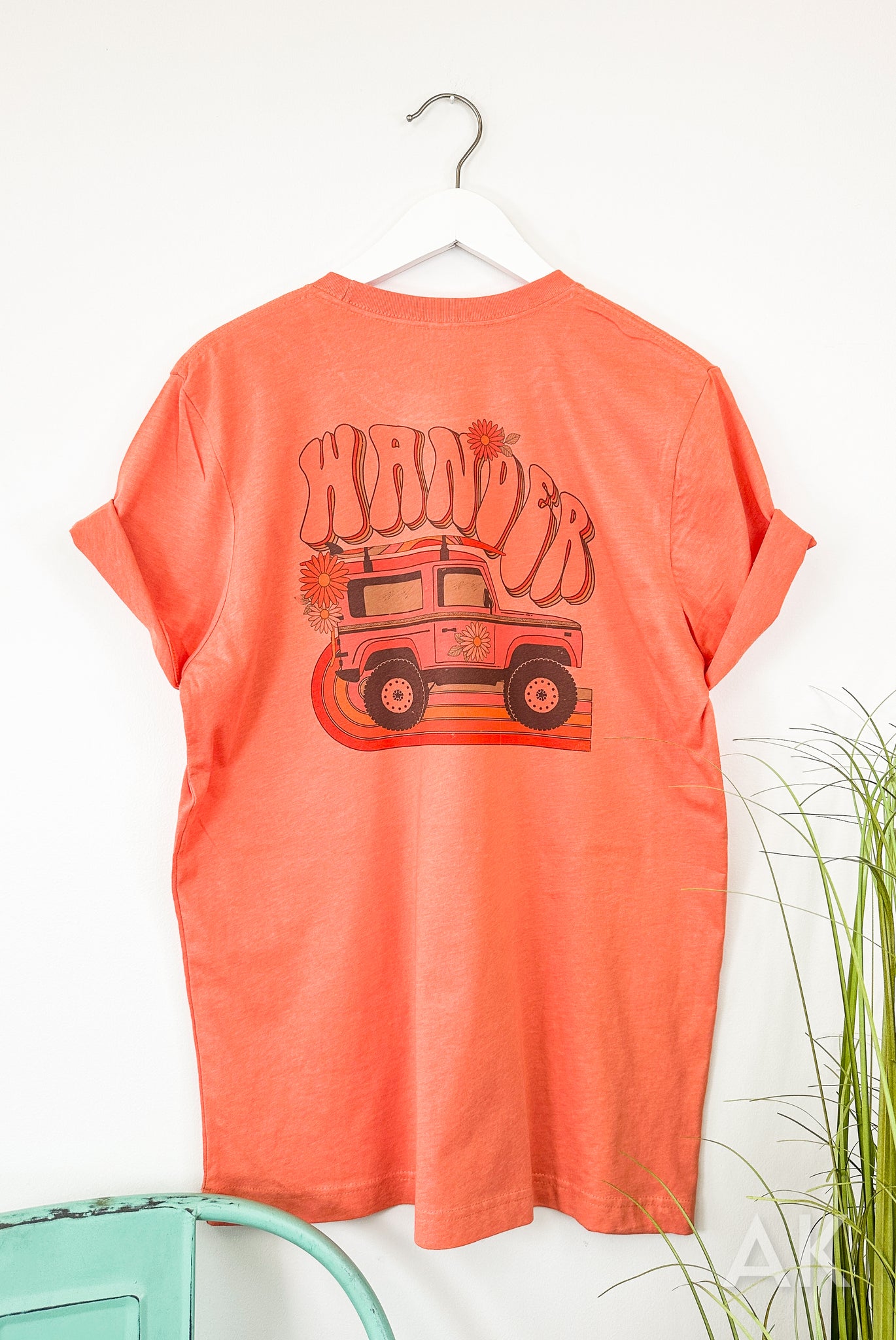 Retro Tee: Wander